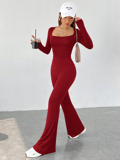 بذلة نسائية ذات كتف واحد مخططة مُنسوجة فضفاضة