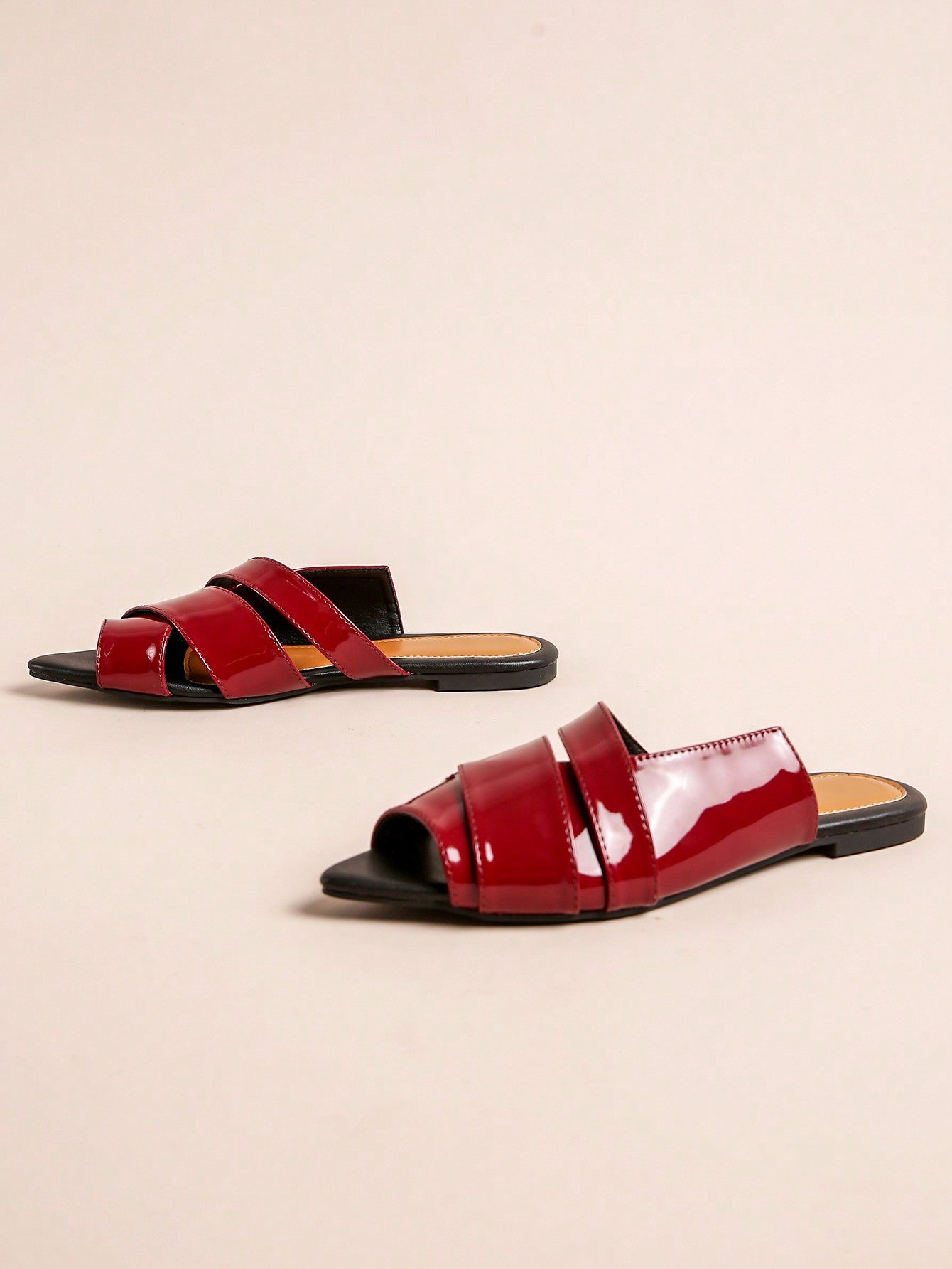 صنادل نسائية