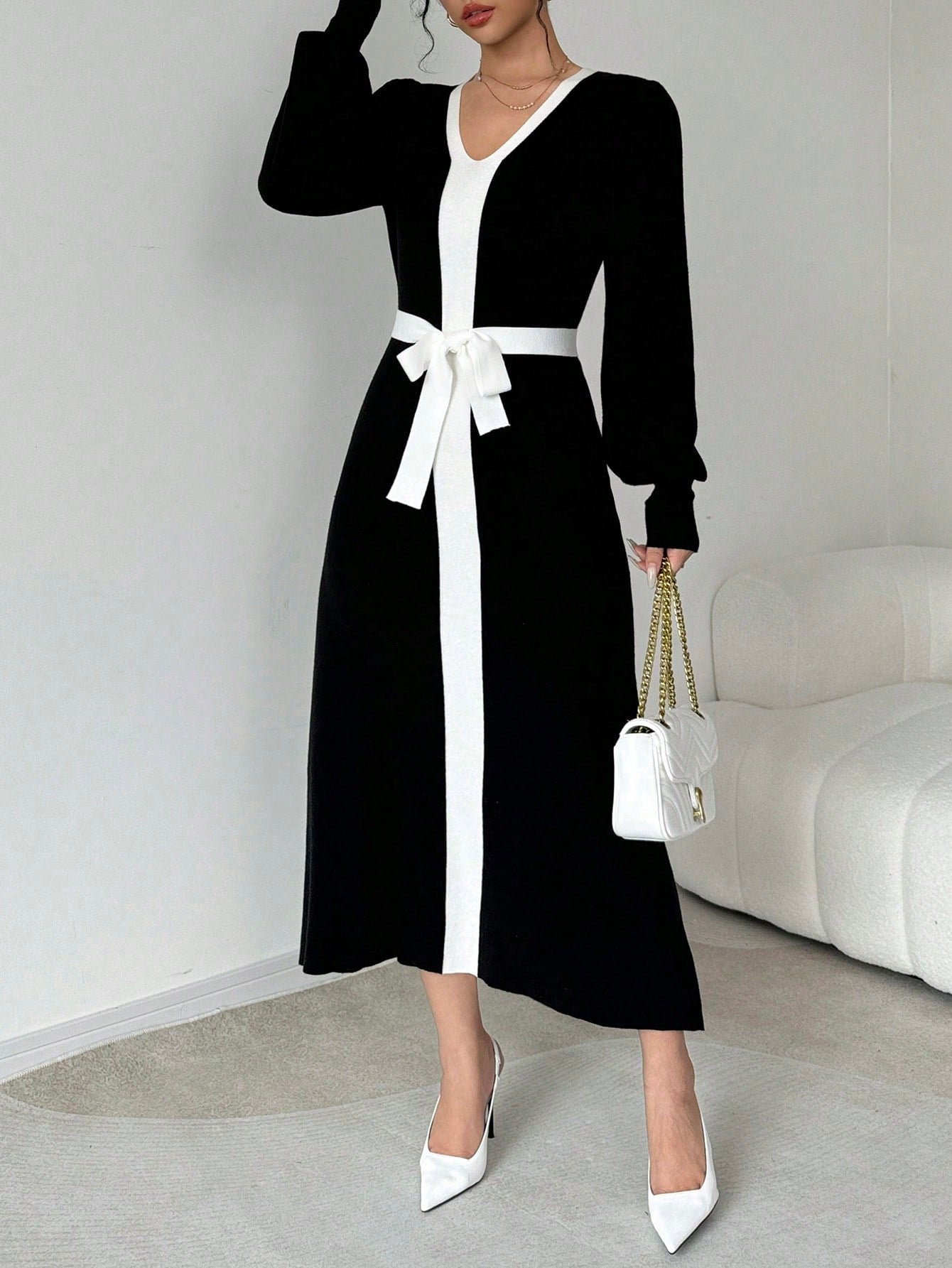 فستان قميص أنيق طويل الأكمام بتفاصيل لون محصور