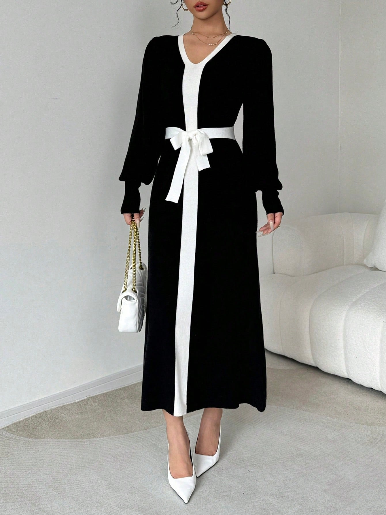 فستان قميص أنيق طويل الأكمام بتفاصيل لون محصور