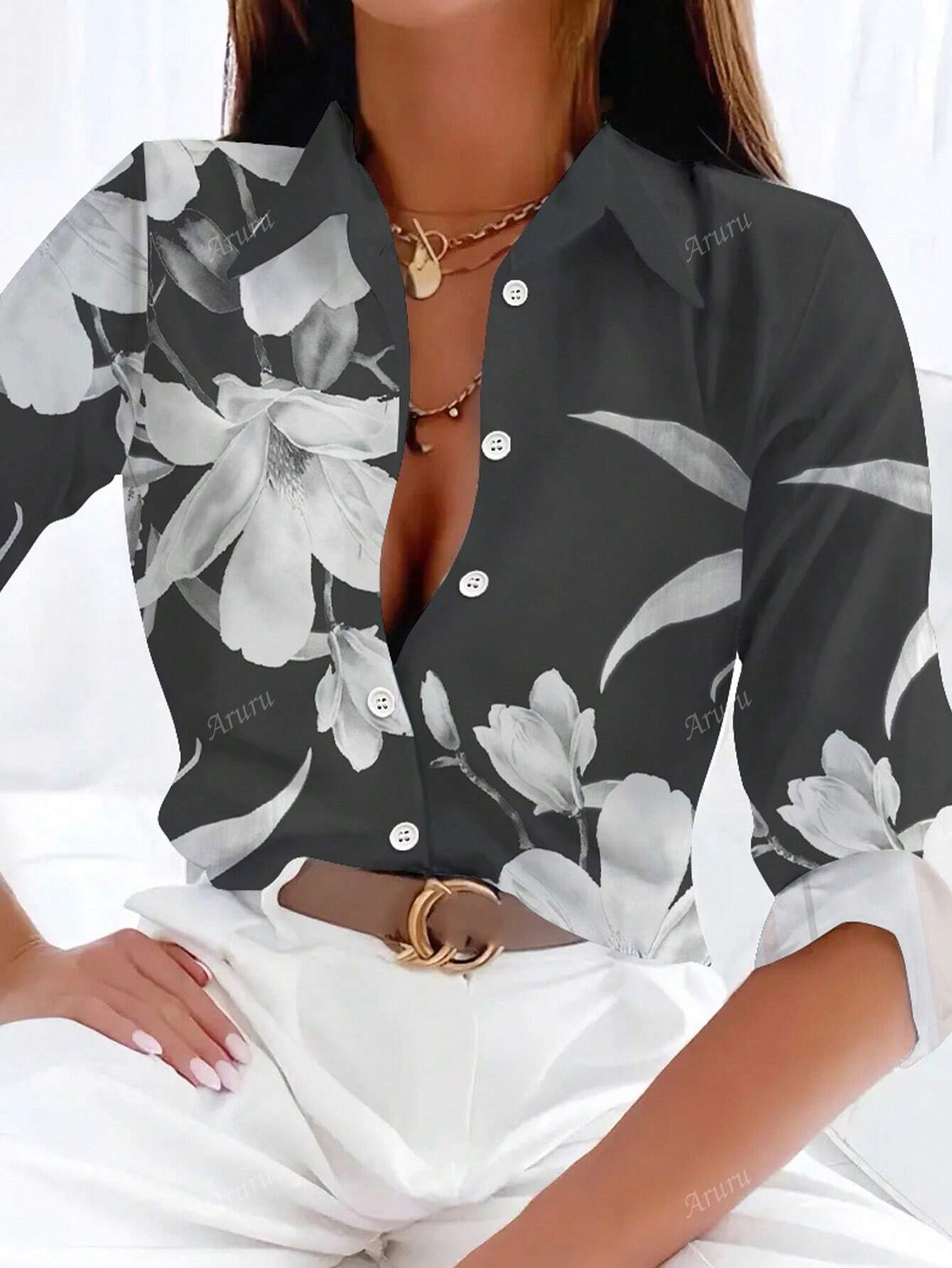 بلايز نسائية