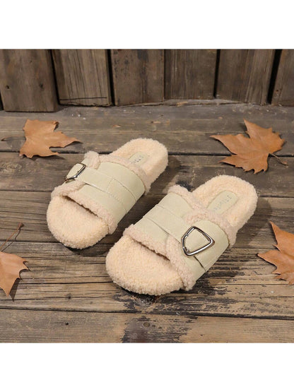 صنادل عصرية من الفرو الصناعي للنساء