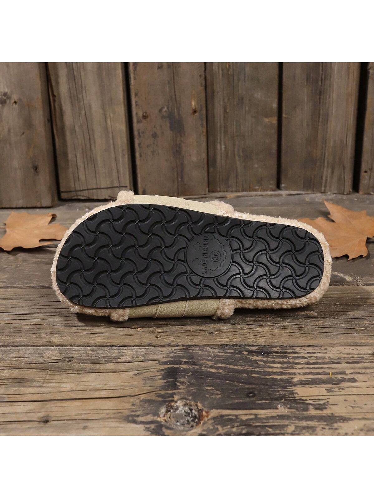 صنادل عصرية من الفرو الصناعي للنساء