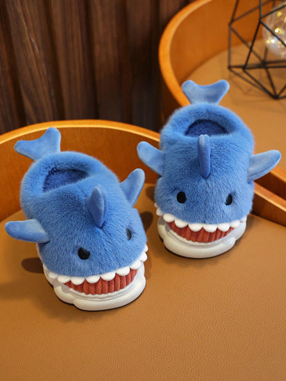 زوج واحد من النعال المنزلية للأطفال الرضع بتصميم القرش الفاخر ، مناسبة للشتاء