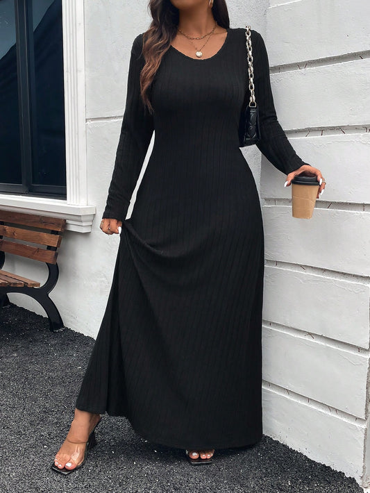 فستان أسود طويل الأكمام ياقة طاقم، أساسي مريح يومي للأشخاص البدناء، قطع ريب دافئ، للخريف والشتاء