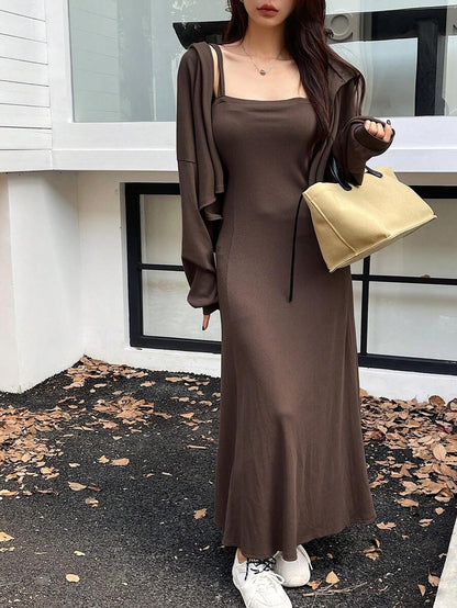 طقم فستان أحادي اللون بدون أكمام وجاكيت ذو أكمام طويلة