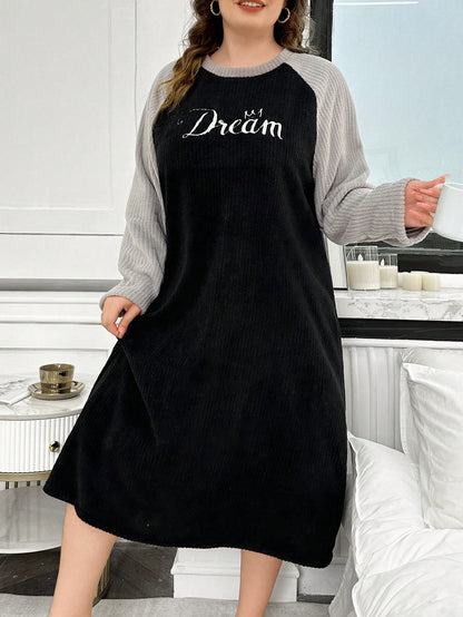 فساتين نوم مقاسات كبيرة