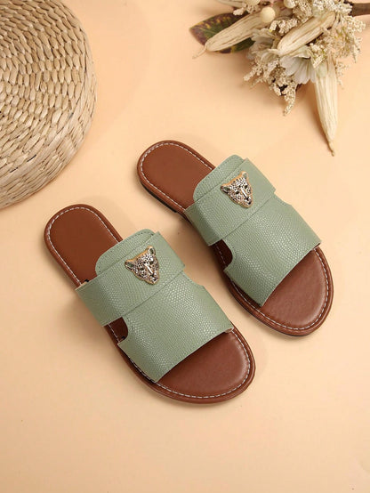 صنادل نسائية بتصميم كف واحد مع زخرفة رأس نمر معدنية، تصميم كف واحد، أصابع قدم دائرية، طراز أنيق، شرائح صيفية مسطحة لون أخضر زيتوني