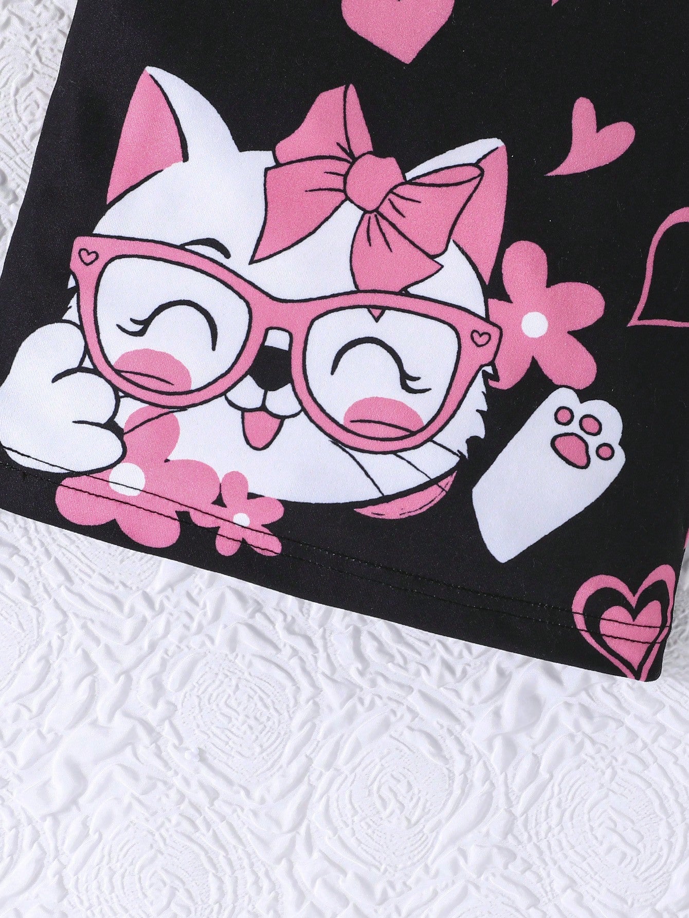 أطقم للأطفال البنات