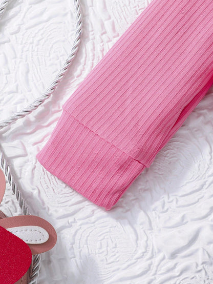 أطقم للأطفال البنات