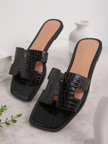 صنادل نسائية