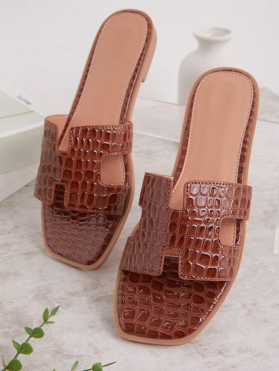 صنادل أنيقة