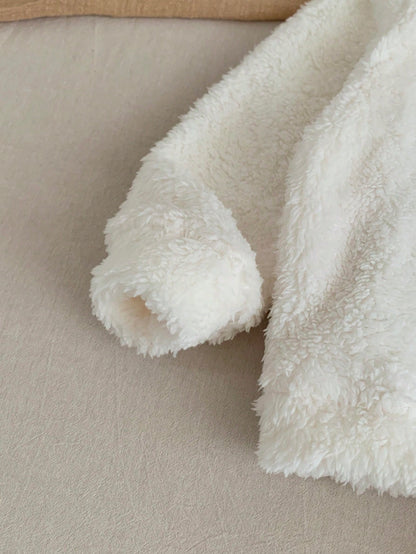 أطقم للأطفال البنات