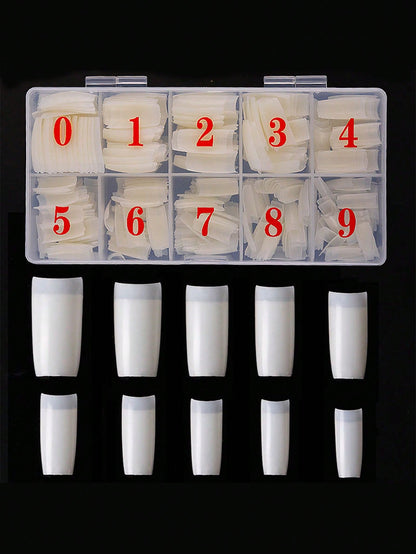 أظافر اصطناعية شفافة وبيضاء حليبية