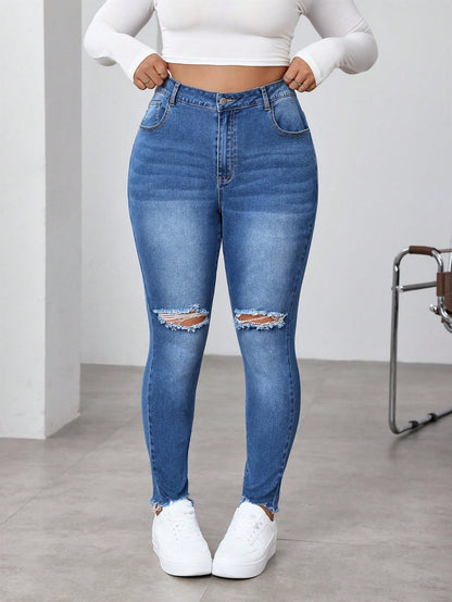 جينز ناعم البناء مغسول مشوه المقاس الكبير