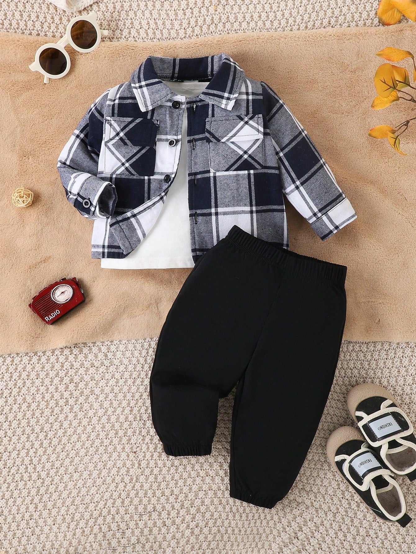 طقم قميص طفل ذكر مربع والبنطلون أحادي اللون 2 قطعة، ربيع خريف