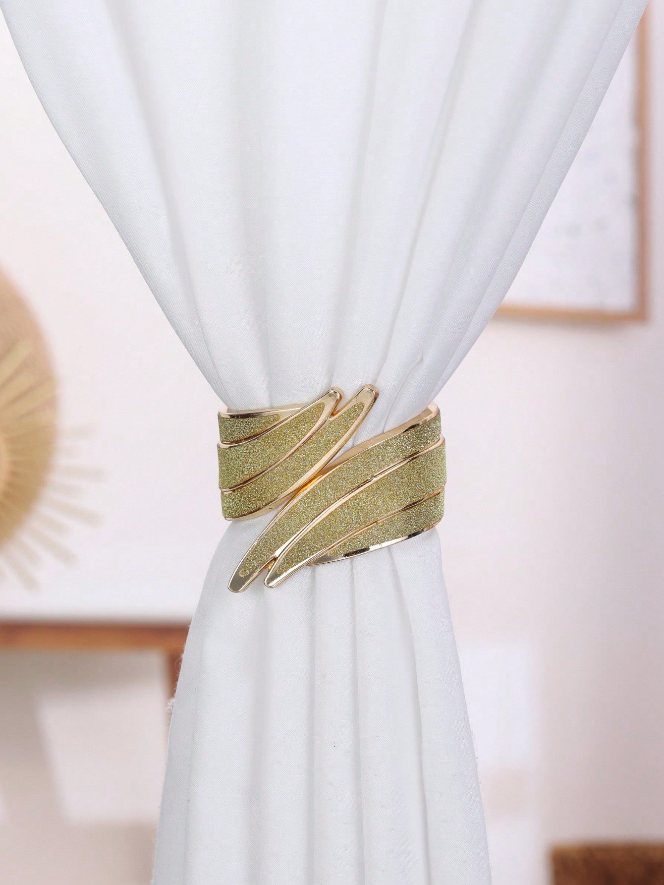 اكسسوارات ستائر زخرفية