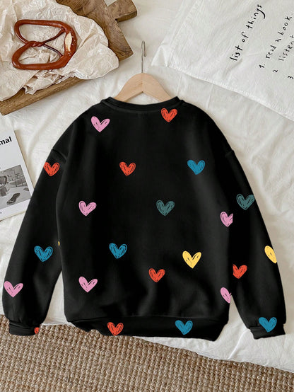 بلوزة رياضية كاجوال فضفاضة بطباعة قلب ملونة للرقبة البحرية للنساء، مناسبة للخريف والشتاء