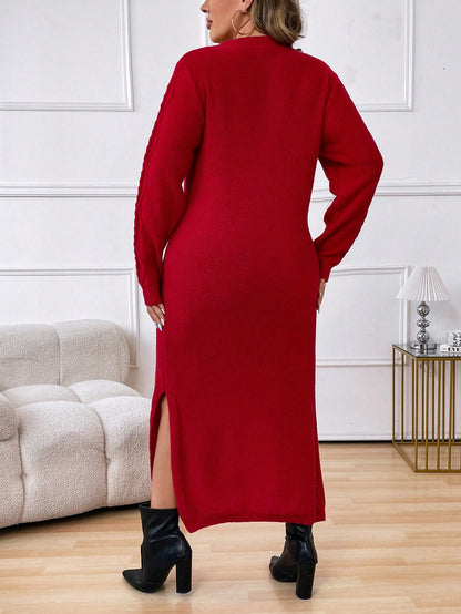 فستان سويتر سلس بفتحة جانبية للحجم الكبير