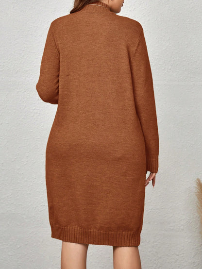 فستان كنزة صوفية مضفر بأكمام طويلة مع جيوب بمقاسات كبيرة