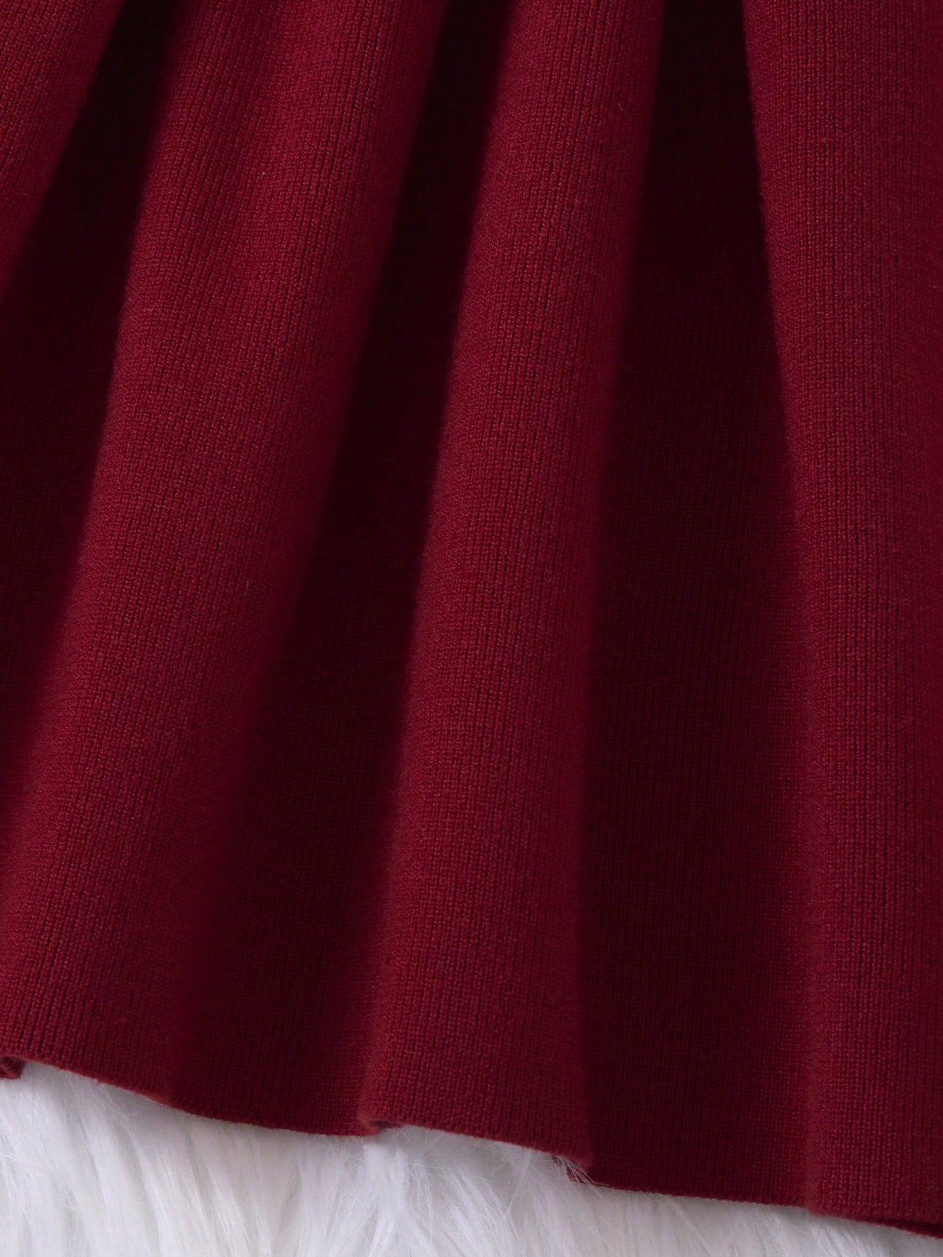 فستان قصير على شكل قلب