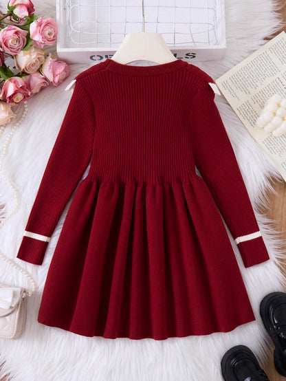 فستان قصير على شكل قلب