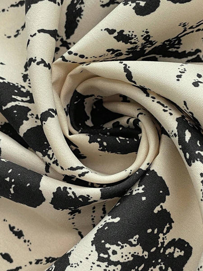 أطقم منسقة مقاس كبير