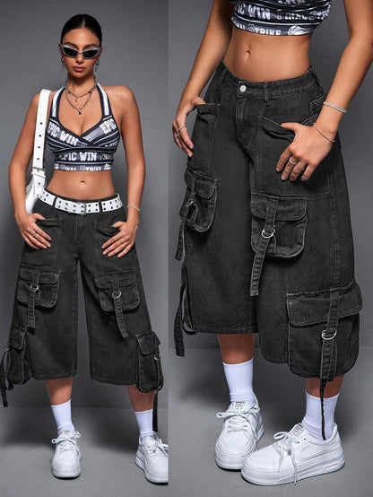 جينز نسائي واسع بالساق بقصة فضفاضة بسبعة أرباع الطول و جيوب عمل متعددة