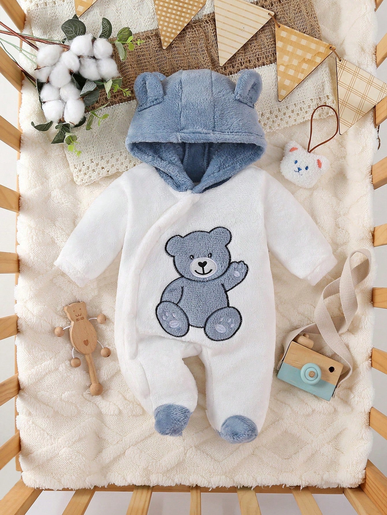 بيجامات للأطفال الأولاد