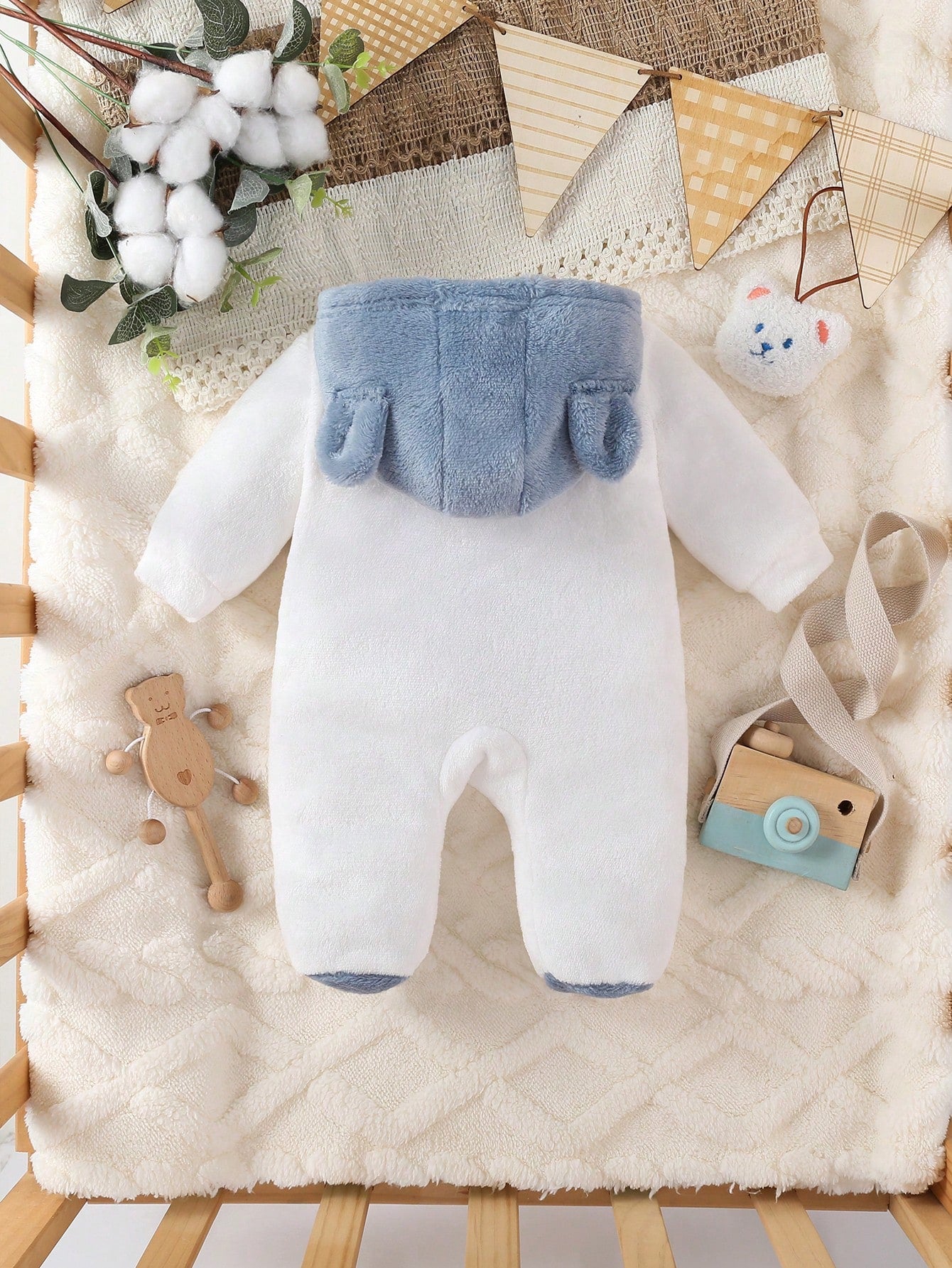 بيجامات للأطفال الأولاد