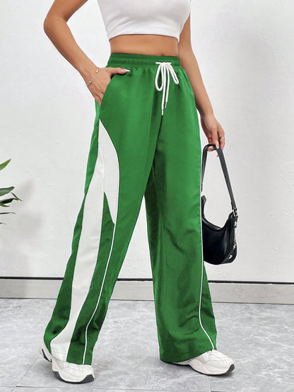 بنطال رياضي كاجوال بسيط بلون سادة وجيب برباط أمامي