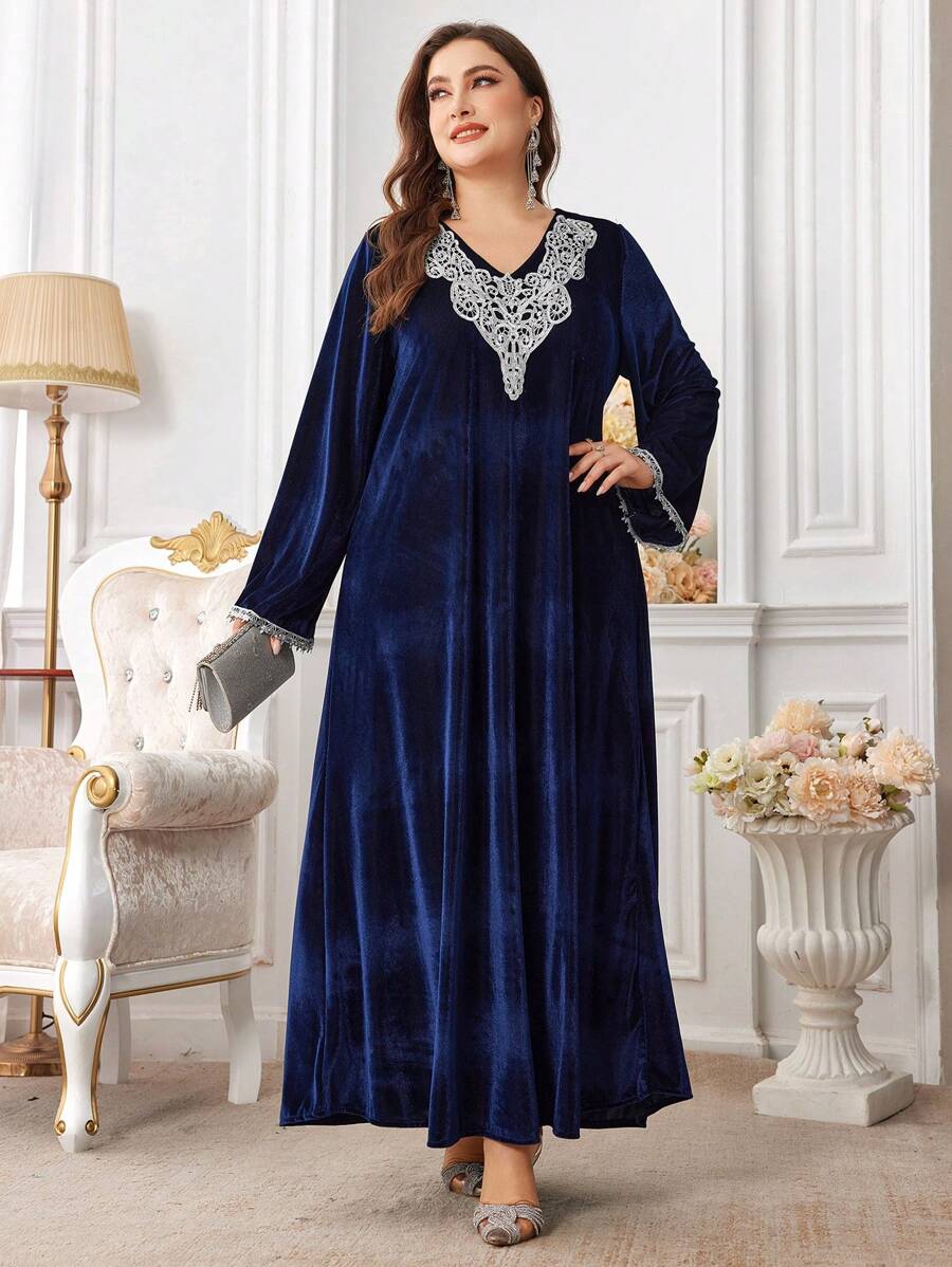 ملابس عربية بمقاسات كبيرة