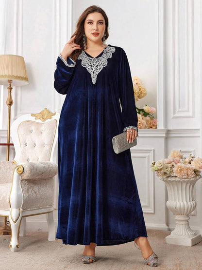 ملابس عربية بمقاسات كبيرة