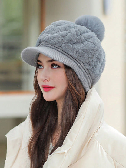 قبعة نسائية رمادية