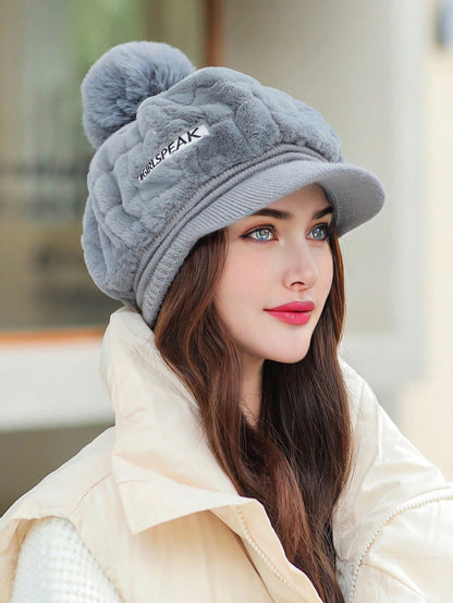 قبعة نسائية رمادية