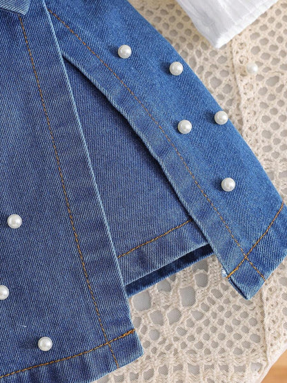 دينيم طفلة صغيرة