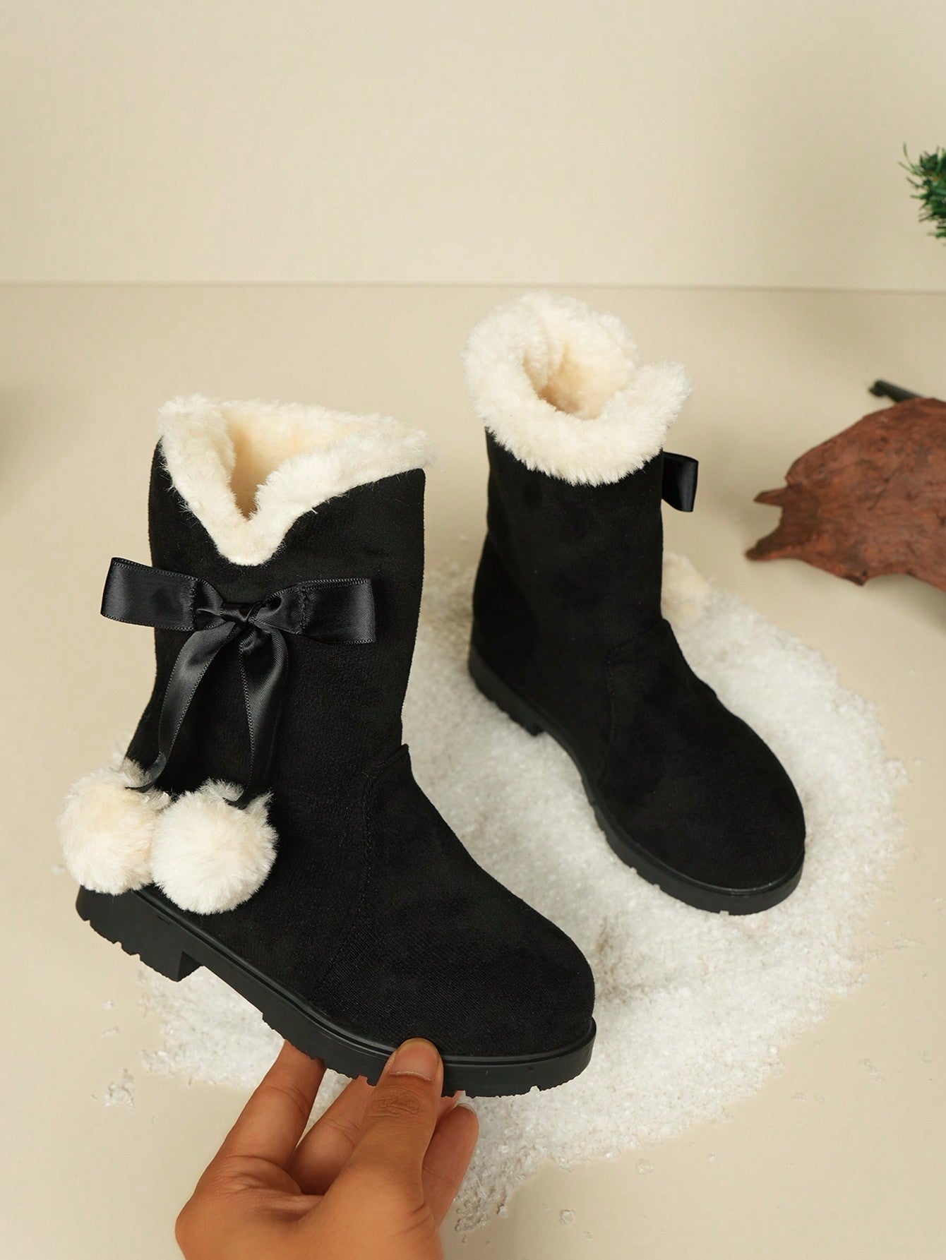 بوت بنات ، بوت الثلج الأميرية ، بوت ساق عالية دافئة وفاخرة بطراز أوروبي وأمريكي أنيق