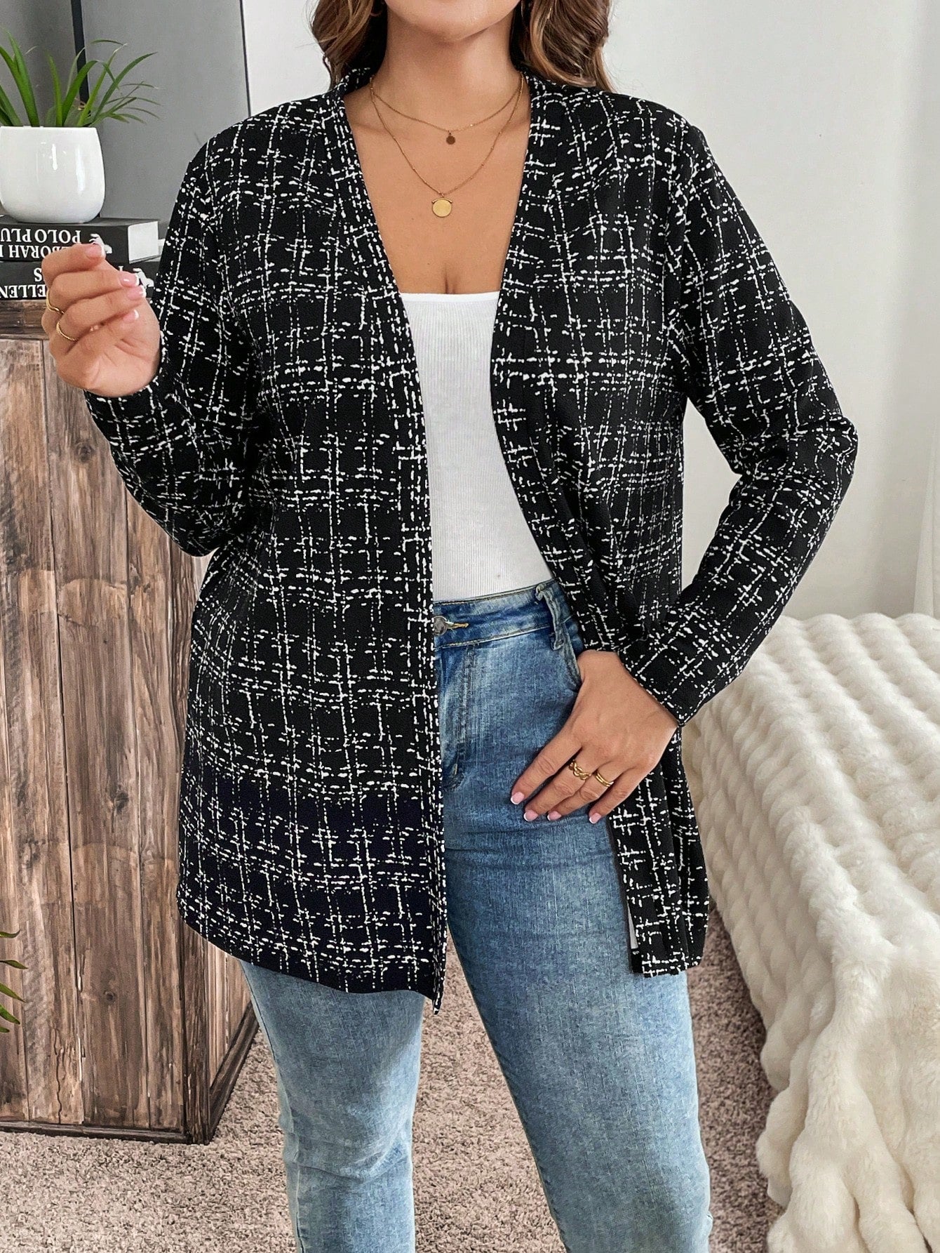 معطف مفتوح الأمام طويل الأكمام بخطوط مربعة قياس كبير للنساء