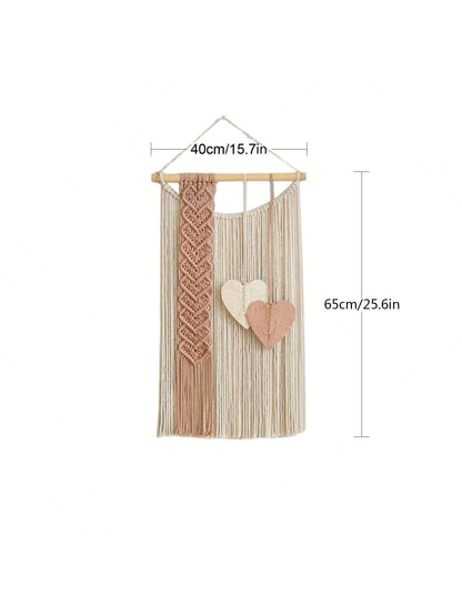 ديكور على شكل قلب لسجاد الحائط