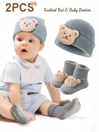 زوجان من قبعات وجوارب البيرة الطفولية المحبوكة