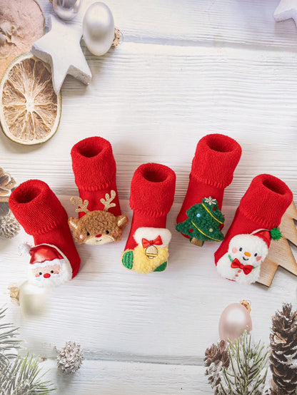 زوج من الجوارب القصيرة المضادة للانزلاق للأطفال