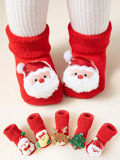 زوج من الجوارب القصيرة المضادة للانزلاق للأطفال