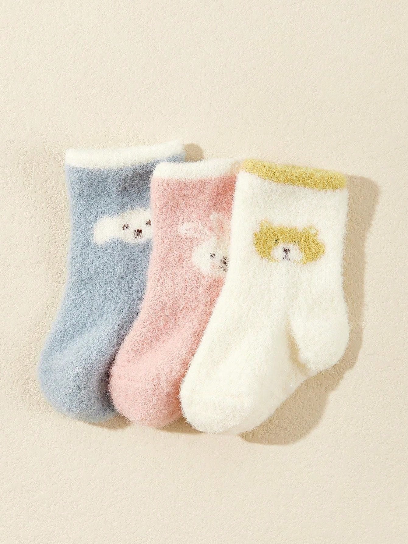 ثلاثة أزواج من جوارب الأطفال الصغار الدافئة سميكة