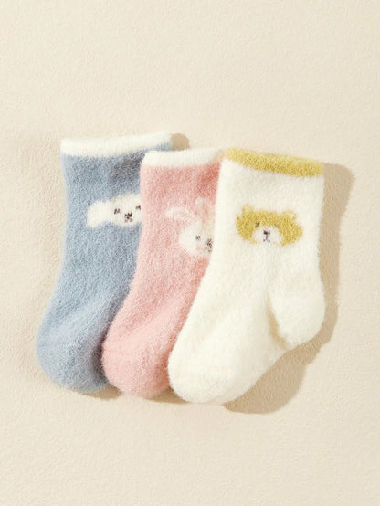 ثلاثة أزواج من جوارب الأطفال الصغار الدافئة سميكة