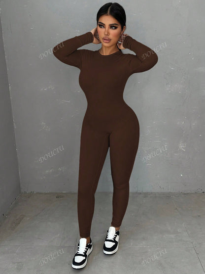 جمبسوت نسائية بأكمام طويلة وياقة مستديرة ذات لون أحادي، قطيفة ضيقة، مناسبة للربيع والخريف