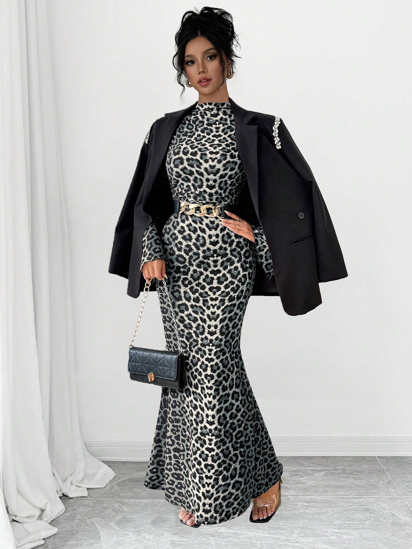 فستان ماكسي أنيق بقصة ذيل الحوت للشتاء والخريف، بأكمام طويلة ضيقة وعالية الرقبة من نمط بقع النمر