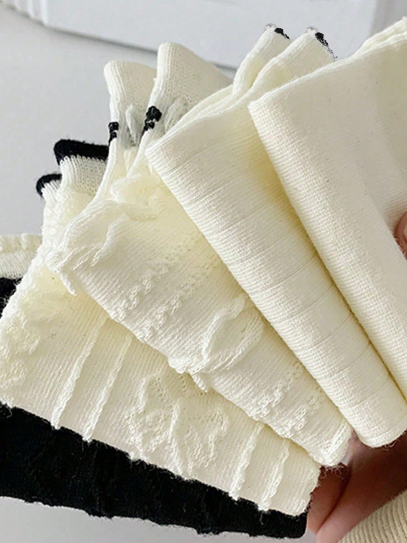 أزواج  الجوارب الكاحلية للنساء