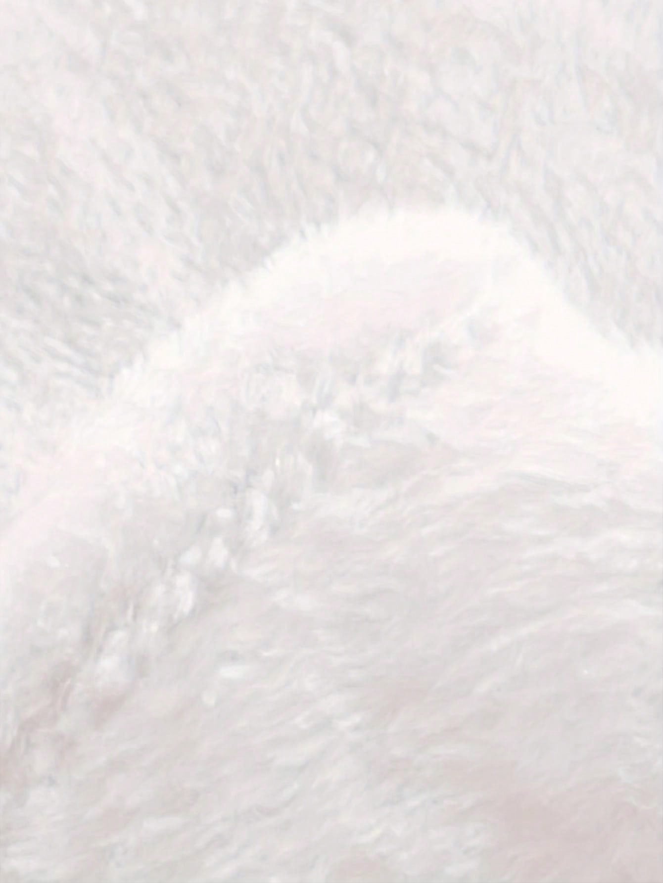 بطانية فانيلا ناعمة بنقشة ثلج عيد الميلاد الدافئة، باللون الأحمر والأبيض