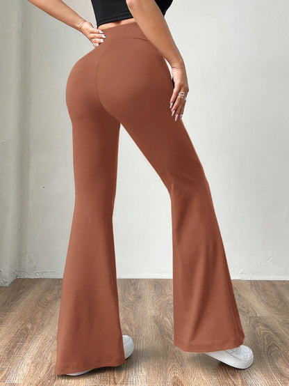 سراويل ضيقة مخملية بني موكا مفرغة للنساء