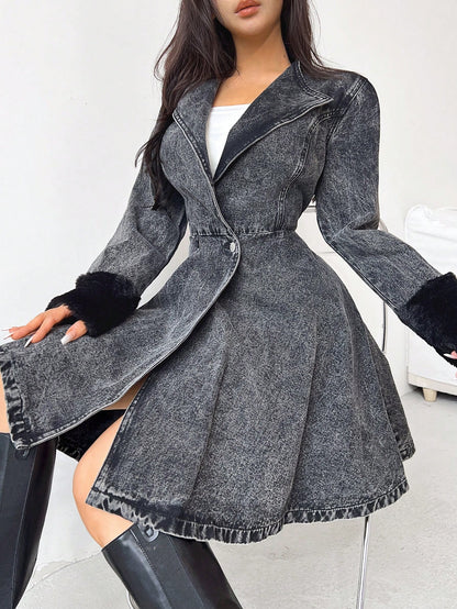 معطف وجاكيت جينز نسائي مع أكمام من الفرو الناعم، مبطن بقماش سميك